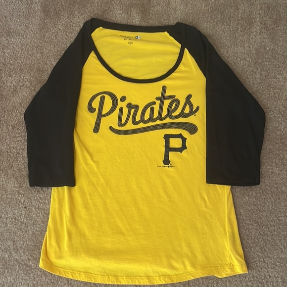 Vs PINK Bling Pirates Tee - Picture 3 of 6